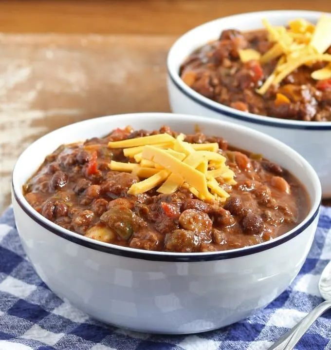 Slow Cooker Ground Beef and Chorizo Chili | Honey and Birch