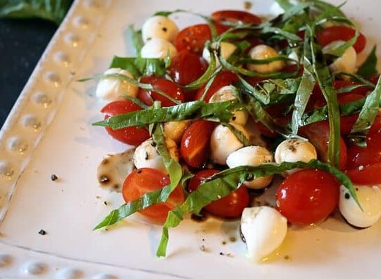 Easy Caprese Salad