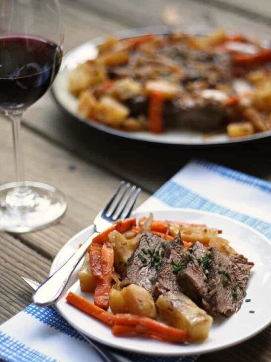 Easy Slow Cooker Pot Roast