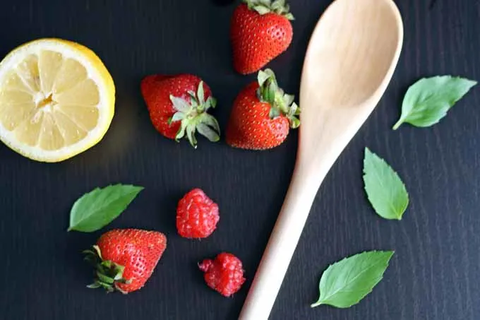 Berry Basil Lemonade | Honey and Birch