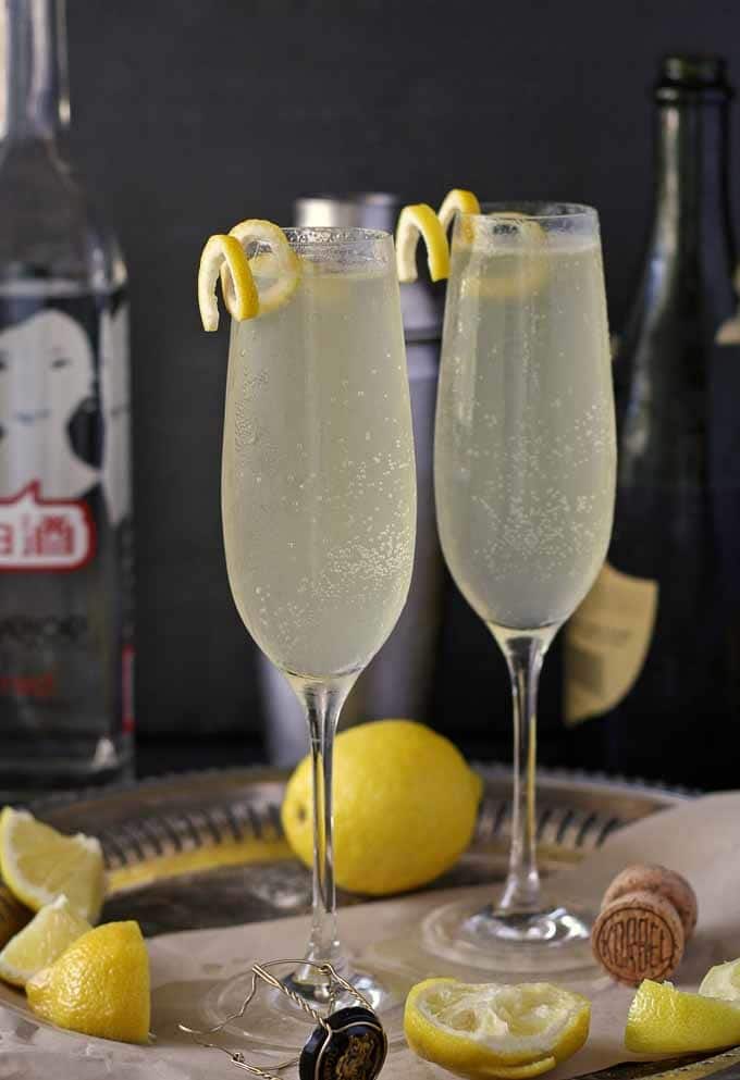 The byejoe French 75 - A twist on a classic French #cocktail. Perfect for end of summer brunches! #happyhour #byejoe #brunch