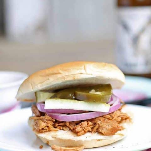 Easy Slow Cooker BBQ Pulled Chicken Sandwiches