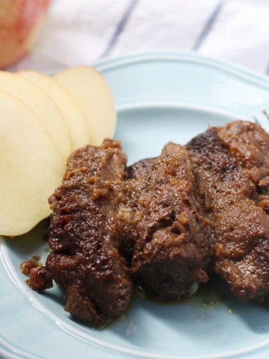 Slow Cooker Boneless Apple Short Ribs