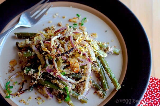 8 Great: Thanksgiving Dinner Edition | 8 Great Green Bean Casserole Recipes | www.honeyandbirch.com