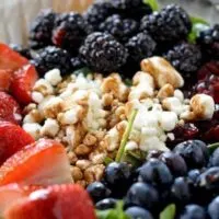 Berry and Goat Cheese Salad | www.honeyandbirch.com | #healthy