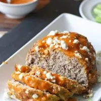 Buffalo Meatloaf www.honeyandbirch.com #dinner #sundaysupper