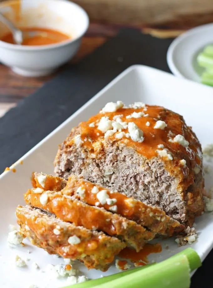 Buffalo Meatloaf www.honeyandbirch.com #dinner #sundaysupper