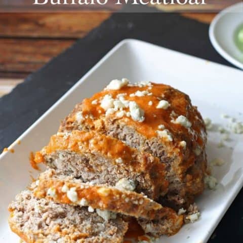 Buffalo Meatloaf www.honeyandbirch.com #dinner #sundaysupper