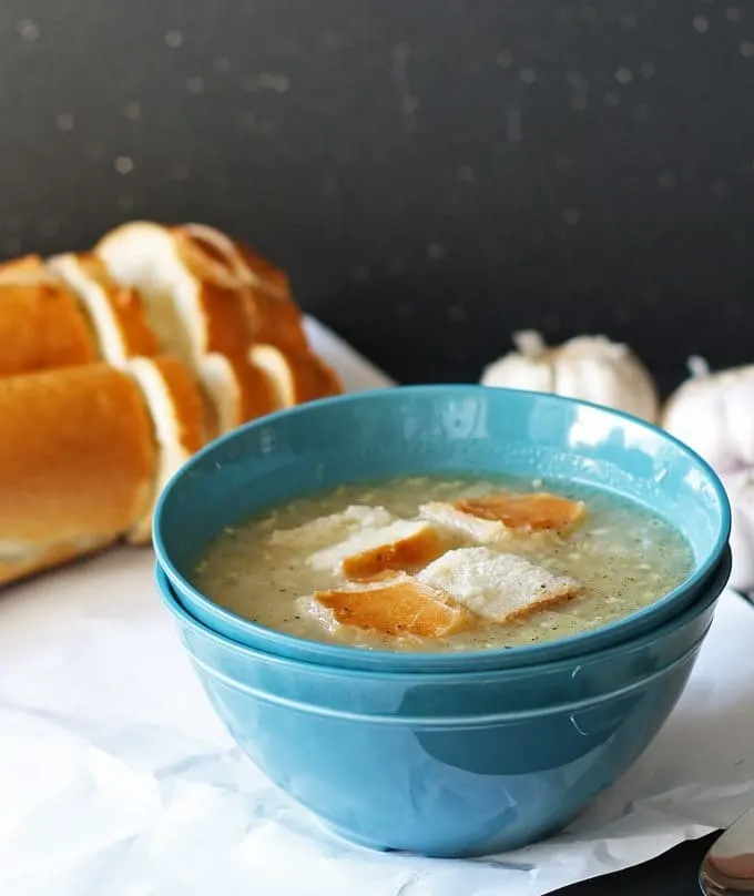 This garlic soup recipe is easy to make and perfect for fighting colds. It is aromatic, simple and healing! An everyday soup made from pantry staples.