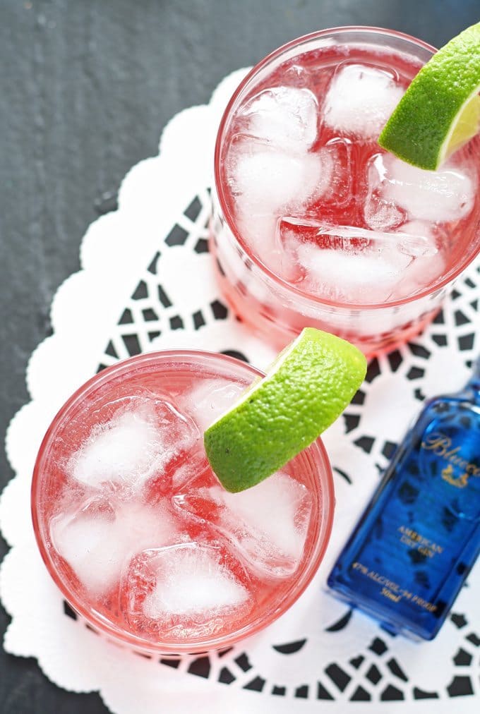 Looking for an approachable gin drink that is more than a gin and tonic? Try the gin raspberry fizz - only 4 ingredients and easy to make at home! | honeyandbirch.com
