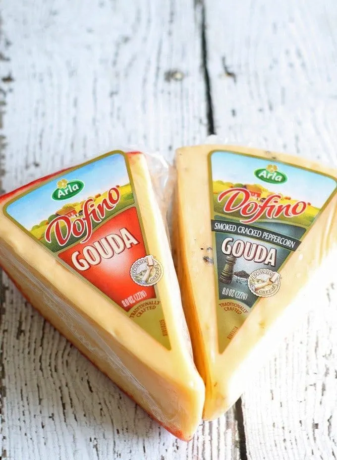 Gouda Jalapeno Roasted Red Pepper Grilled Cheese Sandwich #GooeyGoodness Naturally Delicious Grilled Cheese