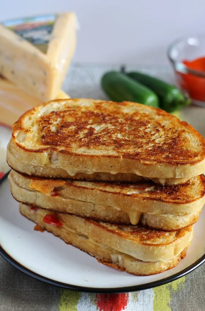 Gouda Jalapeno Roasted Red Pepper Grilled Cheese Sandwich #GooeyGoodness Naturally Delicious Grilled Cheese