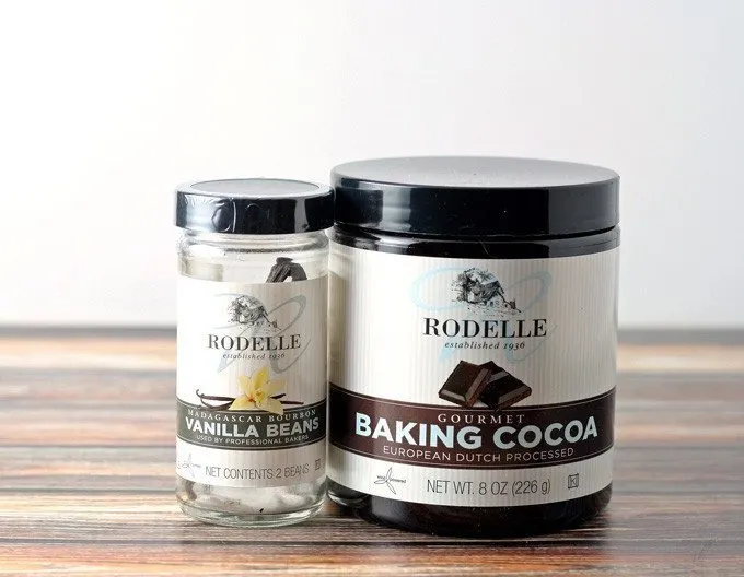 Rodelle vanilla beans and roselle baking cocoa