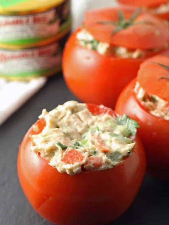 Jalapeno Tuna Stuffed Tomato Recipe - perfect for a quick lunch! | honeyandbirch.com #TunaStrong #CG