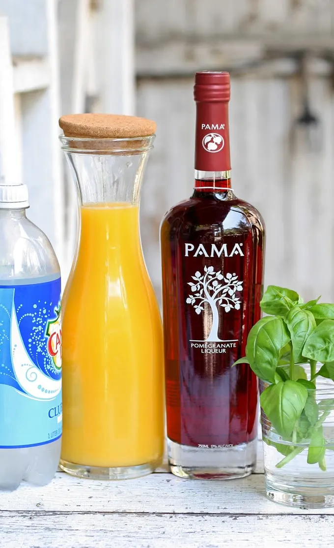PAMA Sunrise Punch - perfect for summer parties! #PAMACelebrateSummer #sponsored | honeyandbirch.com