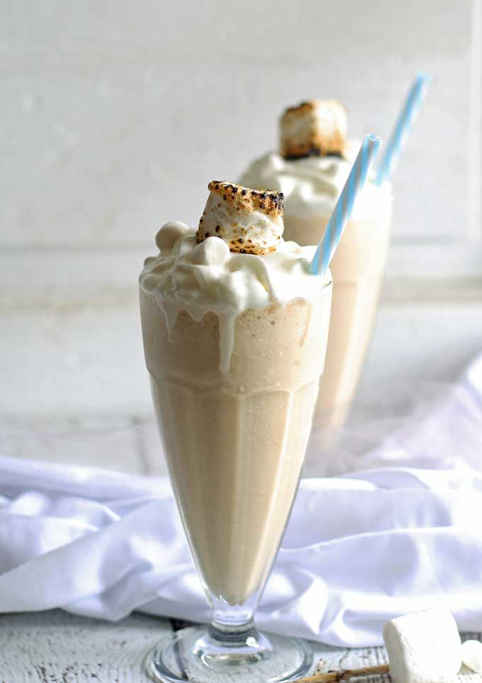 Mexican Chocolate Milkshake Recipe » The Thirsty Feast