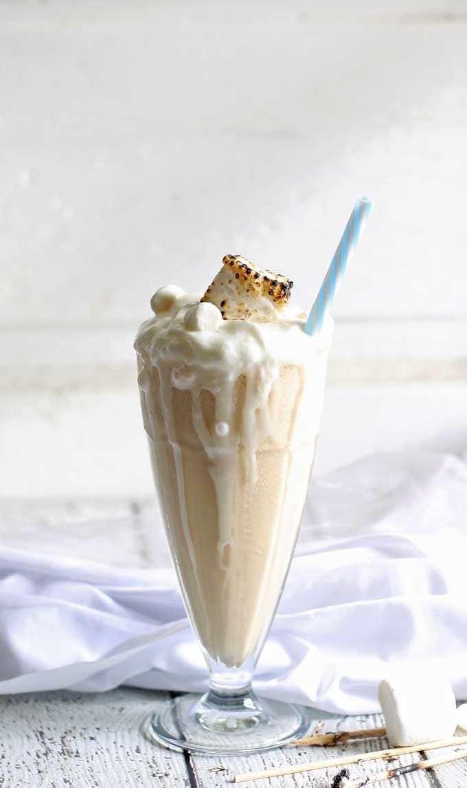 Toasted Marshmallow Peanut Butter Milkshake | honeyandbirch.com