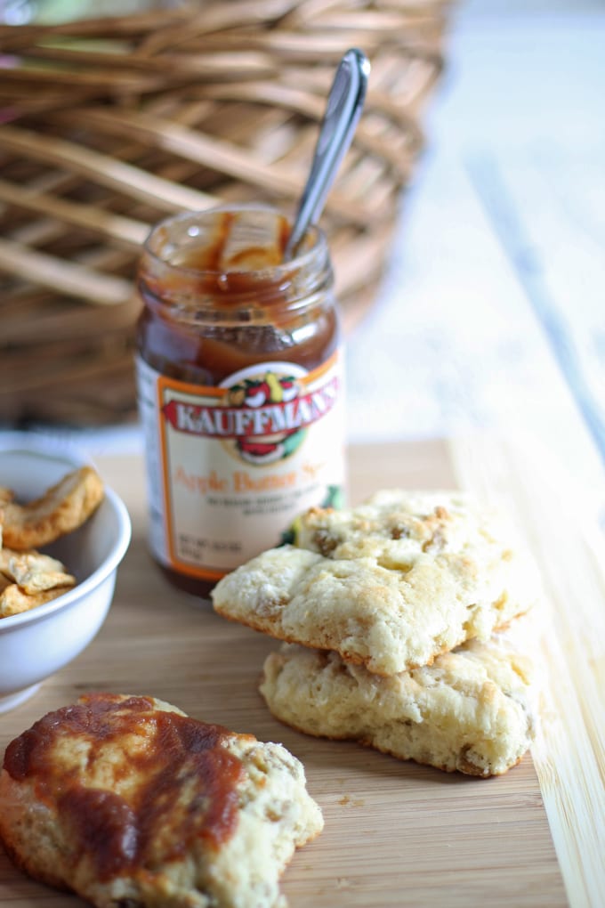 Golden Raisin Scones | honeyandbirch.com