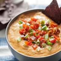 Make this hot pimento cheese dip the next time you are throwing a party or tailgating! It's the perfect fun appetizer! | honeyandbirch.com