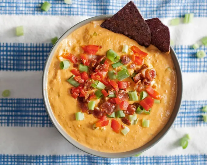 picture of hot pimento cheese dip