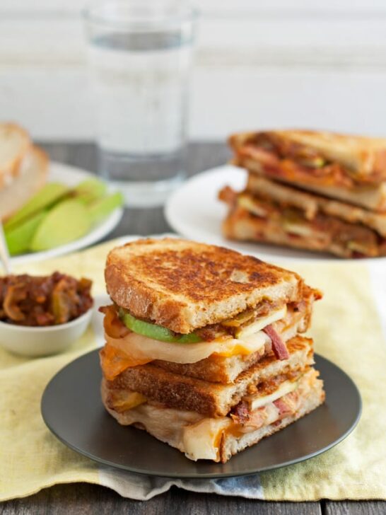 Spicy Apple Bacon Grilled Cheese Sandwiches - get ready to add some heat to your lunch with this delicious sandwich. The sweet and spicy apple relish is my favorite part! | honeyandbirch.com