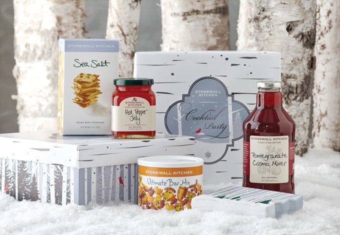 Cocktail Lovers Gift Guide 2015 - perfect for cocktail lovers, hosts and the everyday entertainer! | honeyandbirch.com