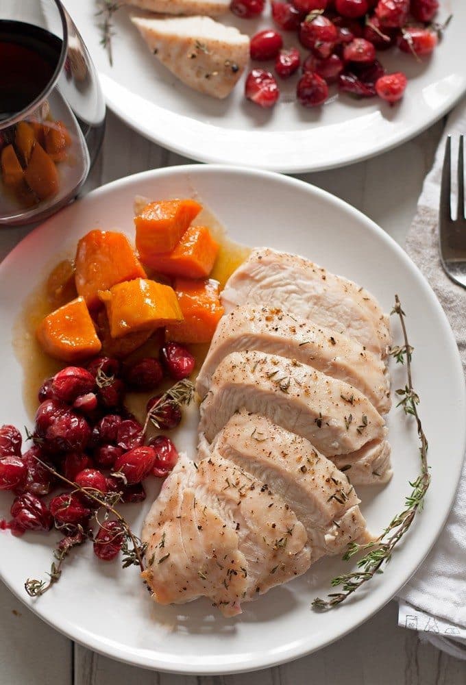 Thanksgiving dinner for two - if you can't join your family for Thanksgiving dinner, enjoy your own at home with this easy turkey breast dinner recipe! | honeyandbirch.com