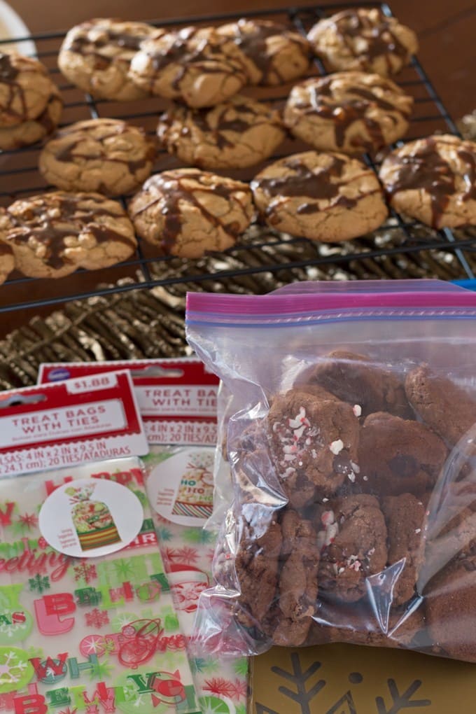 Tips for Hosting a Cookie Baking Party and a shopping list you can print out to take with you to the store! | honeyandbirch.com