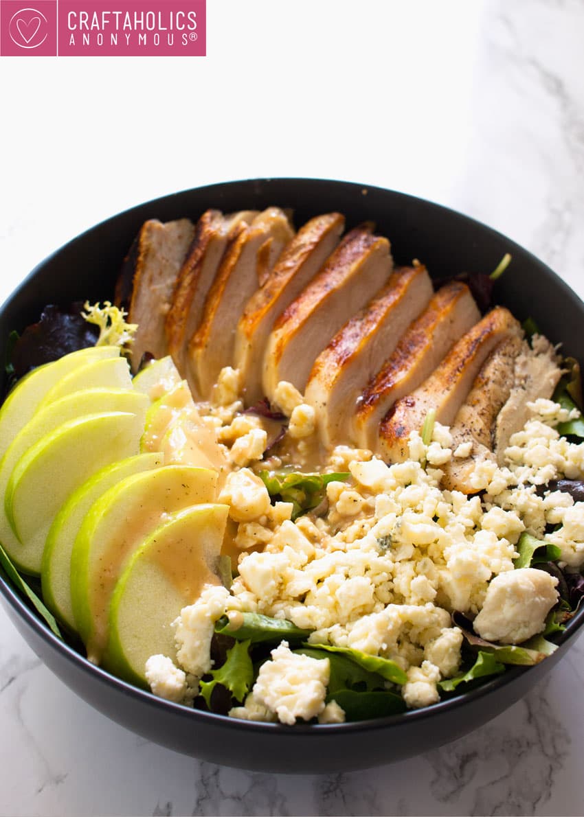 Grilled Chicken Apple Gorgonzola Salad