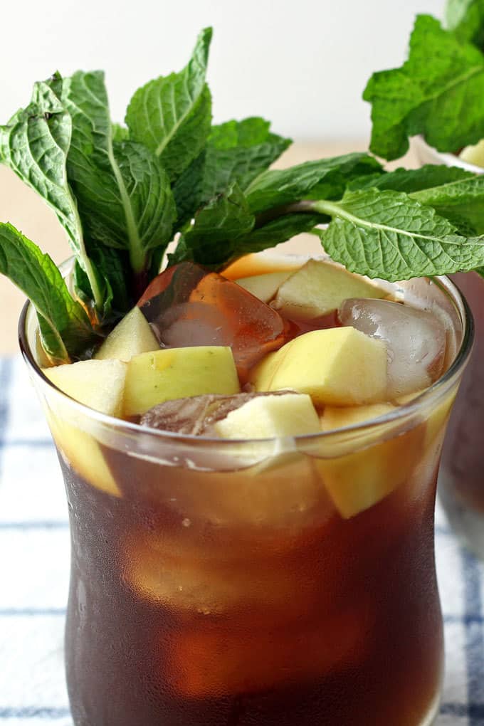 Apple Mint Iced Tea Cocktail Branca Menta Cocktail Recipe