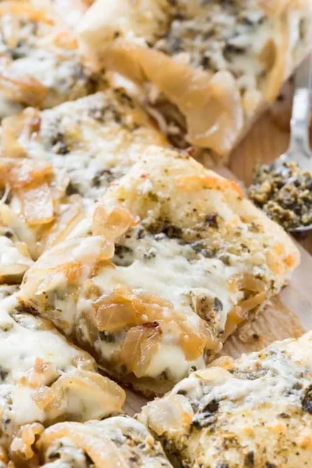 caramelized onion pesto flatbread