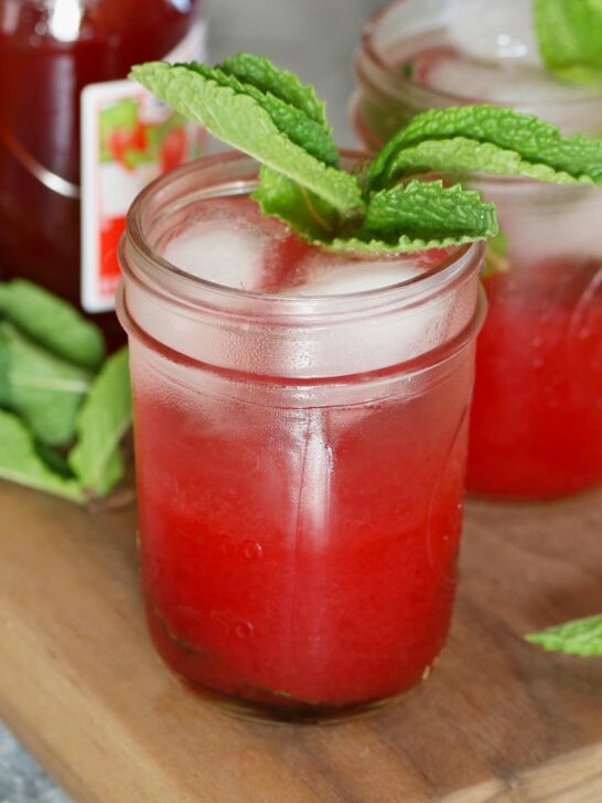 mint strawberry jam cocktail