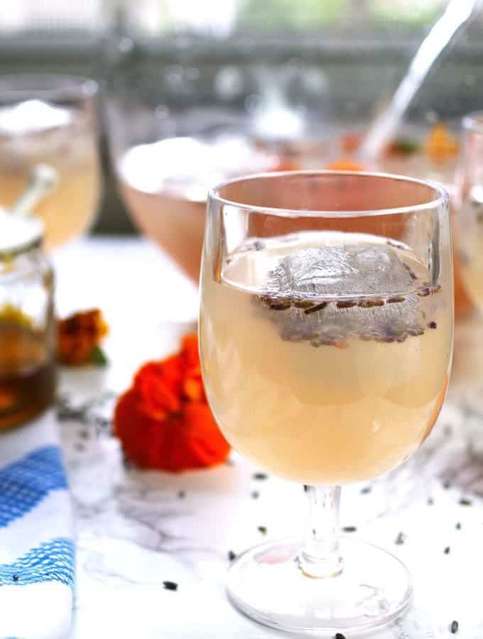 Best Honey Recipes - Boozy Honey Lavender Lemonade