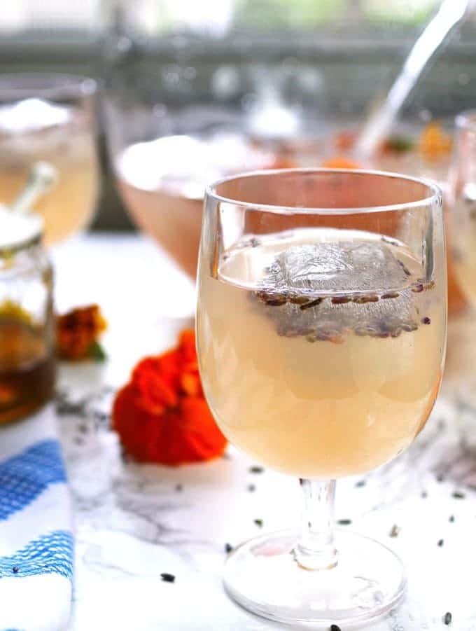 Best Honey Recipes - Boozy Honey Lavender Lemonade