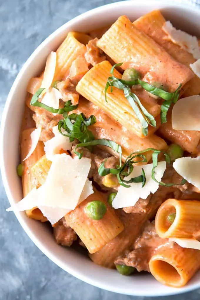 country-style rigatoni in a bowl