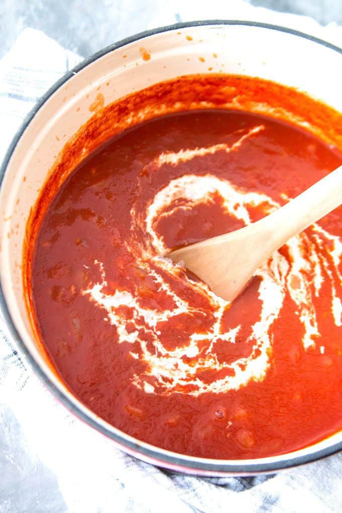 unstirred tomato cream sauce