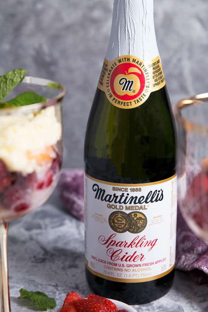 bottle of Martinelli's sparkling cider