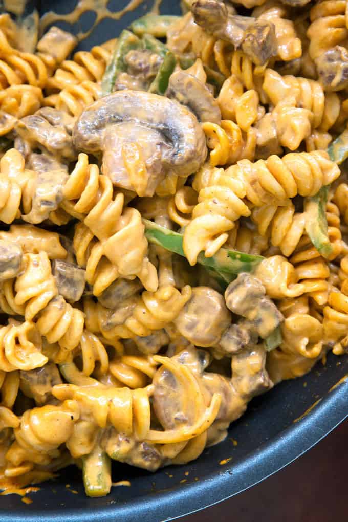 closeup photo of Philly cheesesteak rotini