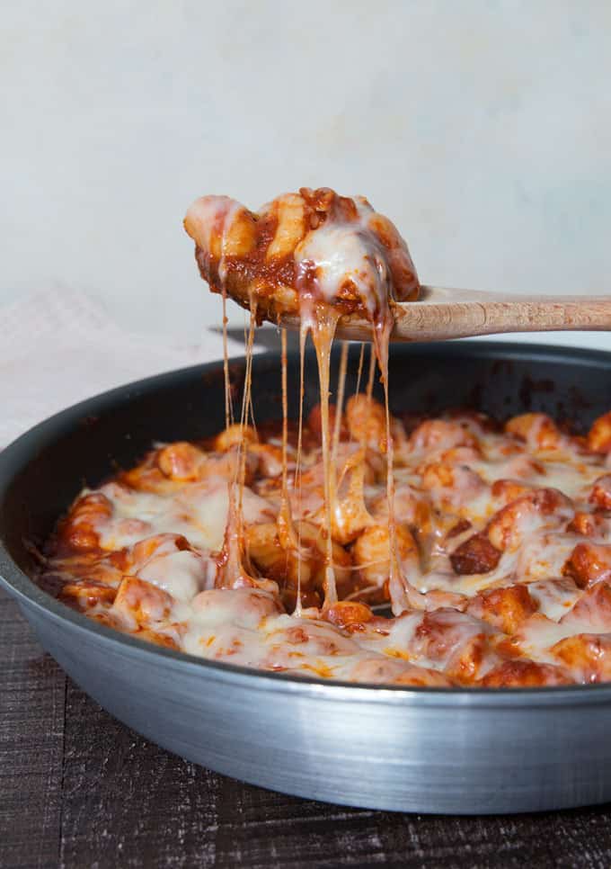 one pan cheesy gnocchi cheese pull