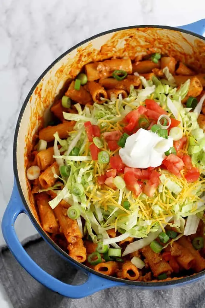 18 Easy Pasta Dinner Recipes - Creamy Taco Pasta