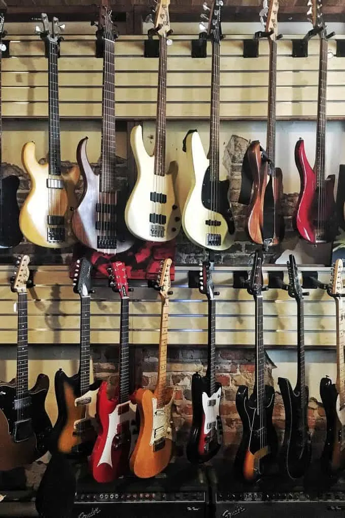 Guitars for sale at Meteor Guitar Gallery