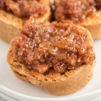 closeup of bacon jam crostini