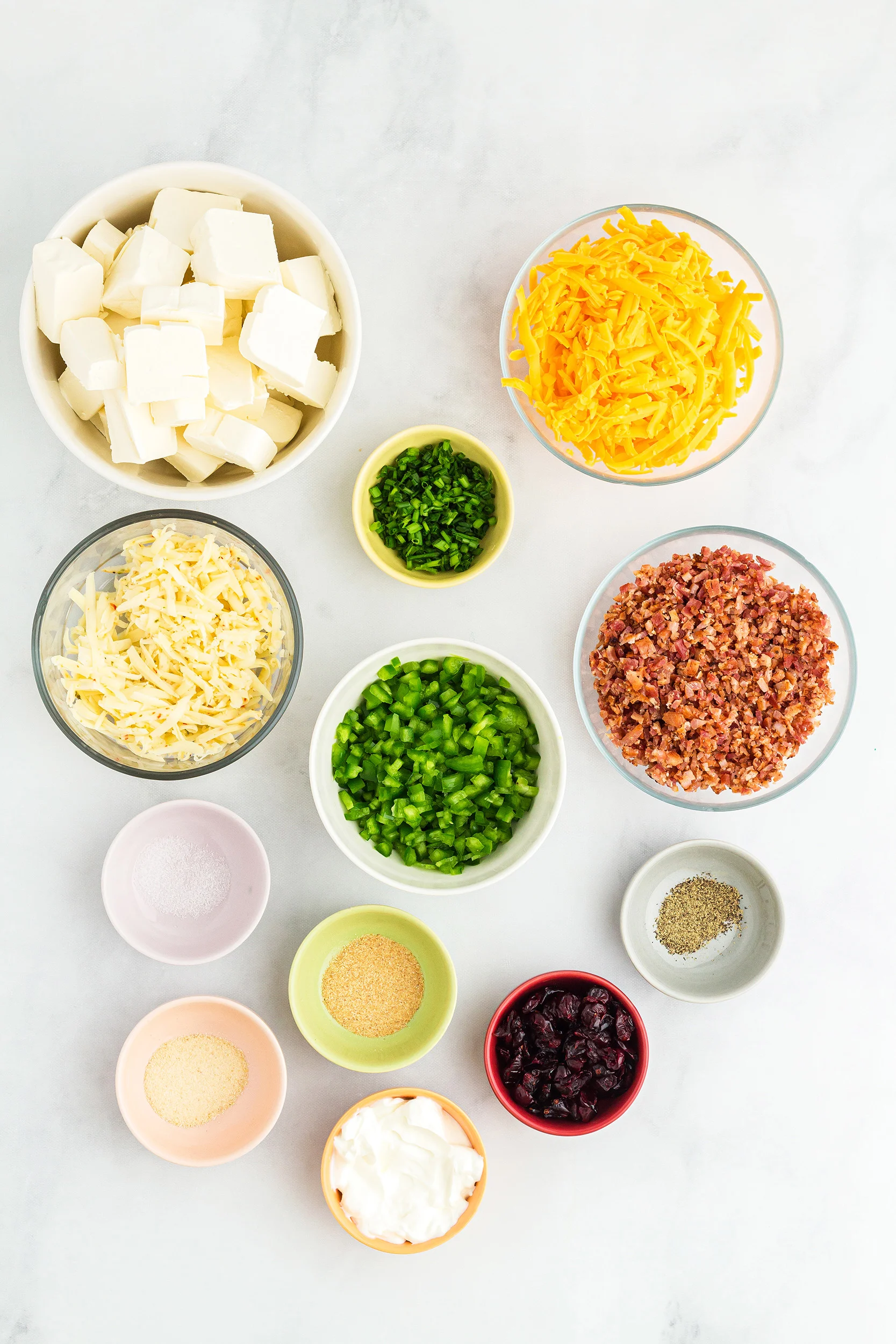 Bacon Jalapeño Cheese Ball Recipe ingredients in small bowls